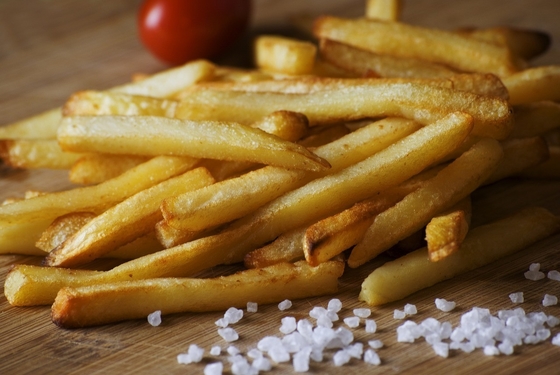 Taille de l'emballage Friteuse commerciale de 52,00 cm * 30,50 cm * 29,50 cm avec système de filtration à l'huile