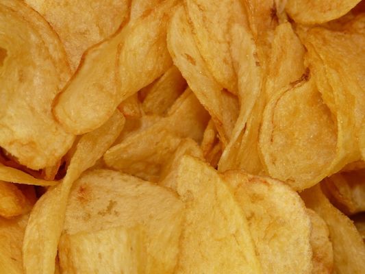 Paquet Poids brut 20 kg Chips croustillants avec machine à frire les chips de pomme de terre