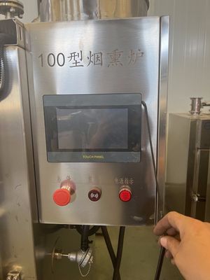 Contrôle intelligent machine à fumer automatique de saucisse Shawarma