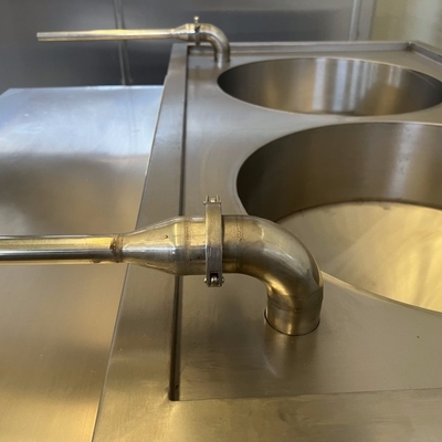 Machine électrique de remplissage de saucisses pour une production de saucisses cohérente