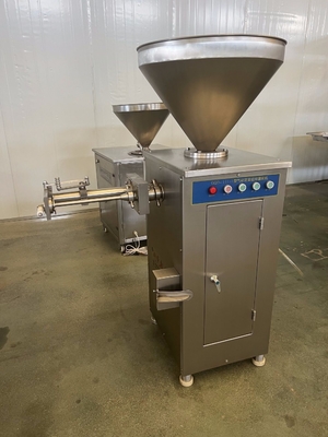Équipement de fabrication de saucisses de grande capacité avec réglage automatique et mode de commande au bouton