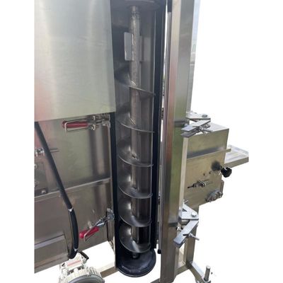 Machine automatique de farine de poulet pour les nouilles de poulet et les popcorn
