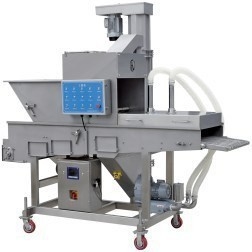 Applicateur de revêtement pour le broyeur de viande et la machine de painage pour le traitement thermique