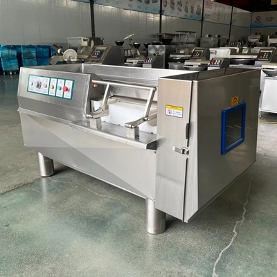Machine à découper des cubes de viande / Machine à découper des cubes de viande / Machine à découper des cubes de viande