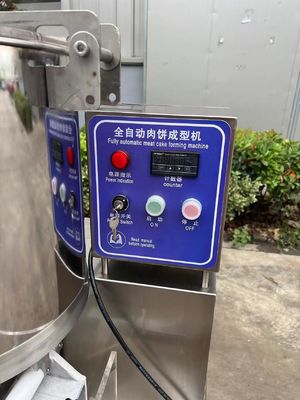 Tissue à viande automatique de transformation thermique pour la production de gros hamburgers