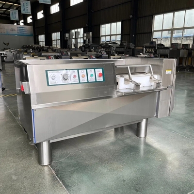 Machine à découper des cubes de porc congelés en acier inoxydable Machine à découper des tranches avec une puissance de 3 kW